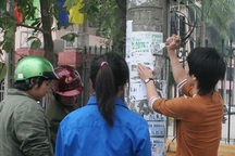 Thưởng 500.000 đồng nếu bắt được đối tượng dán rao vặt