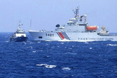 Từ Hoàng Sa: Xuất hiện tàu Trung Quốc có bệ phóng tên lửa