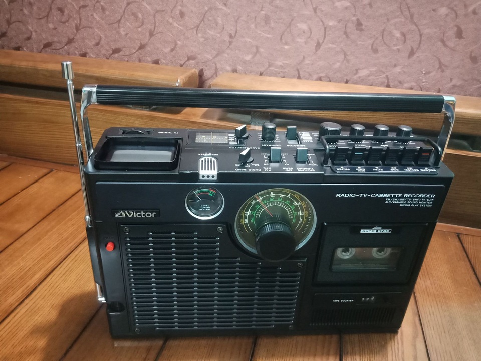 Bộ sưu tập cassette cũ trị giá gần 300 triệu đồng của tay chơi Hà Nam - 4 Bộ sưu tập cassette cũ trị giá gần 300 triệu đồng của tay chơi Hà Nam - 4