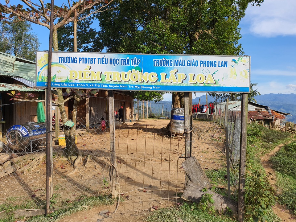 Bão giật tung mái trường, thầy trò Lấp Loa mơ lớp học kiên cố - 3