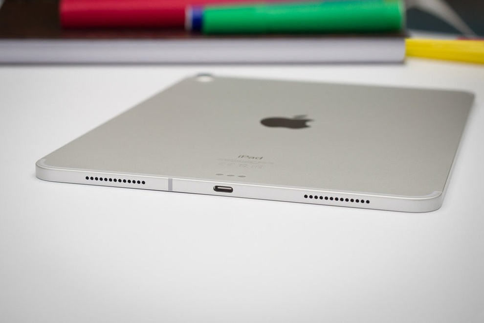 Đã đến lúc Apple khai tử cổng sạc Lightning - 2 Đã đến lúc Apple khai tử cổng sạc Lightning - 2