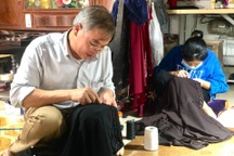 Ghé thăm ngôi làng đàn ông thực hiện "sứ mệnh" làm đẹp cho phụ nữ