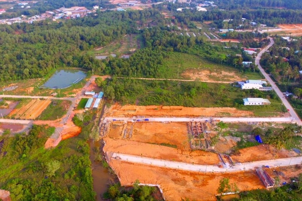 Sau thời gian dài ngủ đông, bất động sản Phú Quốc đang ấm dần - 4 Sau thời gian dài ngủ đông, bất động sản Phú Quốc đang ấm dần - 4
