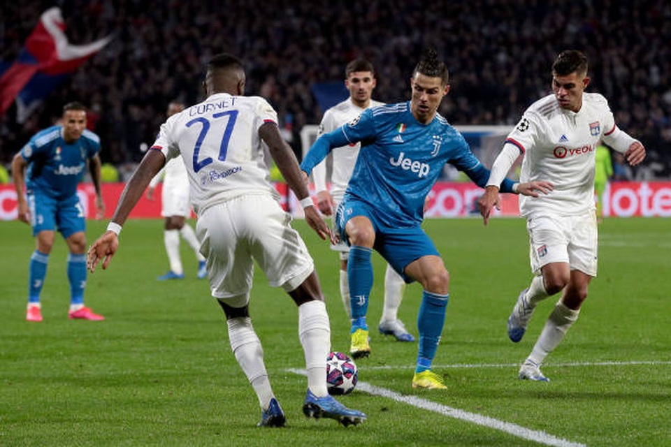 Barcelona, Juventus được đá lượt về vòng 1/8 Champions League trên sân nhà - 1 Barcelona, Juventus được đá lượt về vòng 1/8 Champions League trên sân nhà - 1