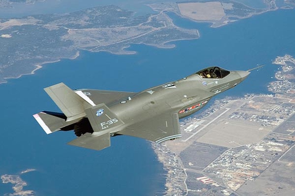 Mỹ “bật đèn xanh” bán máy bay chiến đấu hiện đại F-35 cho Singapore - 1 Mỹ “bật đèn xanh” bán máy bay chiến đấu hiện đại F-35 cho Singapore - 1