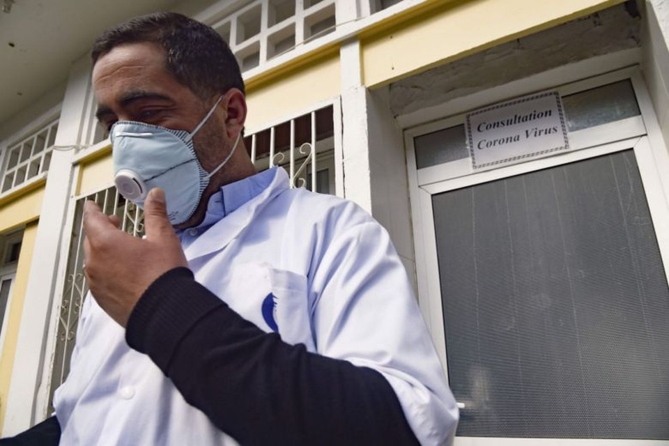 Gia đình có 16 người nhiễm virus corona - 1 Gia đình có 16 người nhiễm virus corona - 1