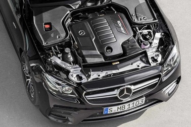 Mercedes-Benz dần thay động cơ V6 bằng loại I6