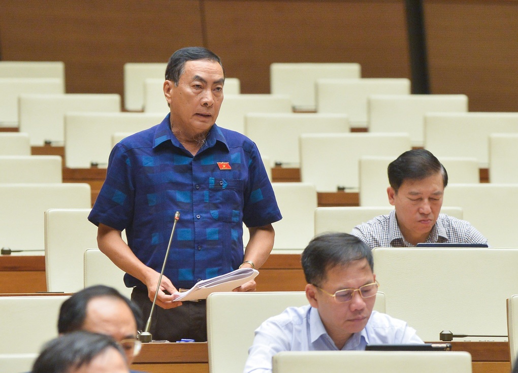 Đại biểu đề nghị không để doanh nghiệp quản Quỹ bình ổn giá xăng dầu - 1 Đại biểu đề nghị không để doanh nghiệp quản Quỹ bình ổn giá xăng dầu - 1