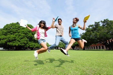 Trưởng nhóm bỏ việc lương trăm triệu đồng vì... sợ "đánh rơi "tuổi trẻ