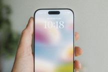 iPhone 2027: Apple tham vọng làm mọi thứ “biến mất”