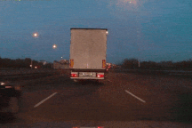 Đừng lái xe như trong phim!