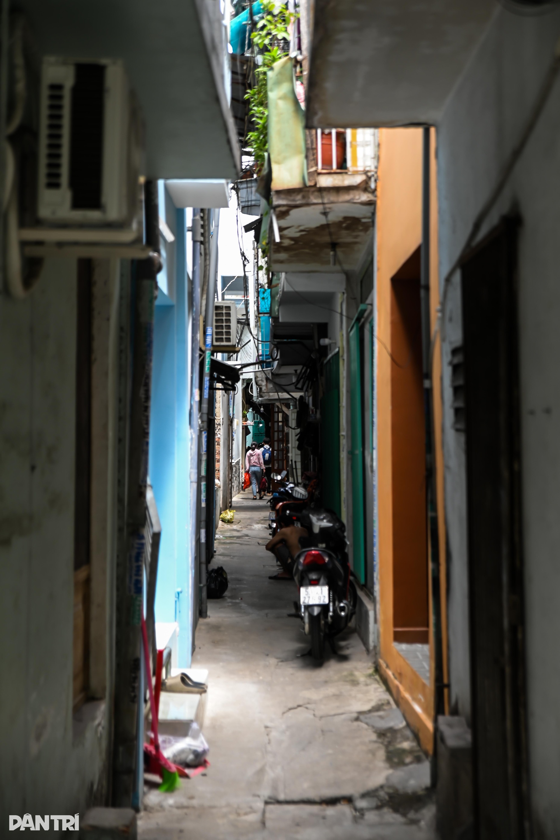 Những con hẻm siêu nhỏ, sâu hun hút tại TPHCM - 13 Những con hẻm siêu nhỏ, sâu hun hút tại TPHCM - 13