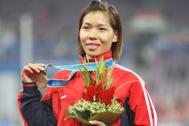 “Nữ hoàng tốc độ” Vũ Thị Hương dính chấn thương nặng