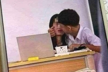 Xác minh clip đôi nam nữ thân mật trong lớp học tại trường cấp 3 Hà Nội