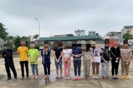 Phát hiện nhóm "tay vịn" karaoke dương tính với ma túy