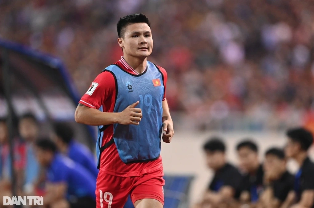 Quang Hải sang Nhật Bản, tuyển Việt Nam gặp khó ở AFF Cup - 1