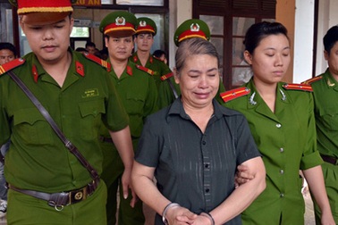 Nữ tử tù có hoàn cảnh éo le