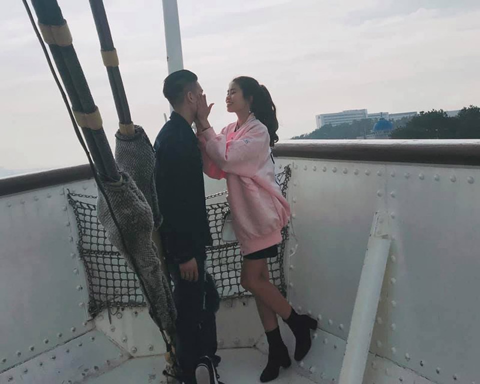 Chuyện tình ngọt ngào của cặp đôi sinh cùng ngày, cùng tháng, cùng năm - 5 Chuyện tình ngọt ngào của cặp đôi sinh cùng ngày, cùng tháng, cùng năm - 5