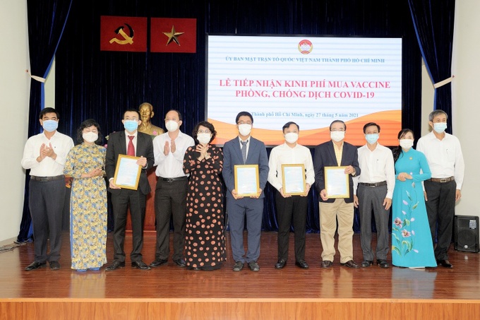 Khang Điền ủng hộ 20 tỷ đồng mua vaccine phòng chống dịch Covid-19  - Ảnh 2.