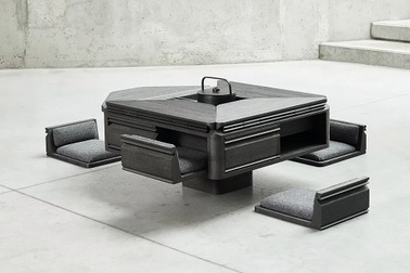 Chiếc bàn như "đóa sen nở" có một không hai của người Nhật