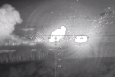 "Hỏa thần nhiệt áp" Nga tạo sóng xung kích, tấn công cứ điểm của Ukraine