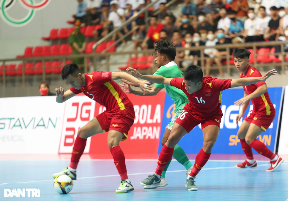 Đội tuyển futsal Việt Nam chia điểm đáng tiếc trước Indonesia - 1 Đội tuyển futsal Việt Nam chia điểm đáng tiếc trước Indonesia - 1