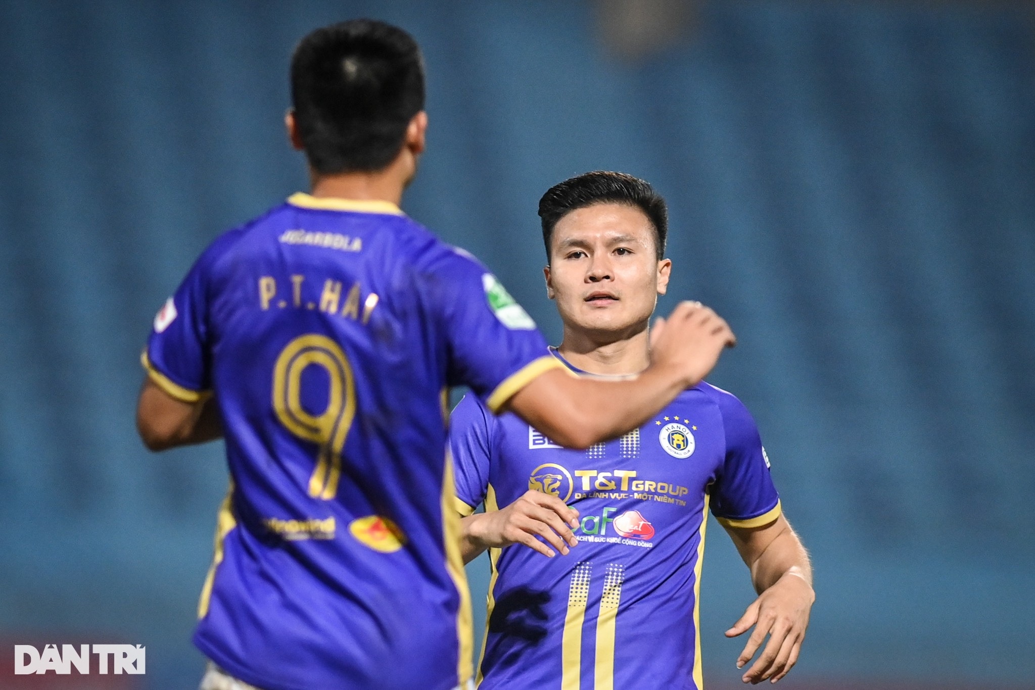 CLB Hà Nội thắng đậm trong ngày chia tay Quang Hải - 2 CLB Hà Nội thắng đậm trong ngày chia tay Quang Hải - 2