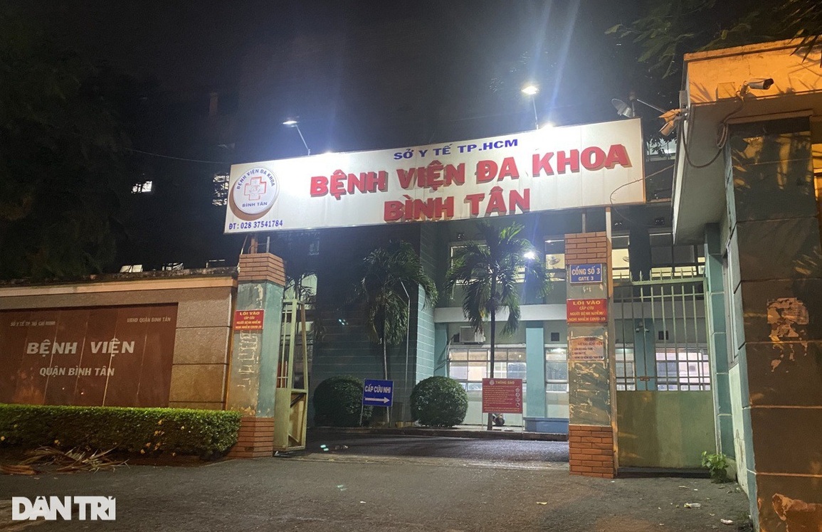 Con gái khóc nghẹn nhìn mẹ mắc Covid-19 ra đi vì từ chối tiêm vaccine - 2 Con gái khóc nghẹn nhìn mẹ mắc Covid-19 ra đi vì từ chối tiêm vaccine - 2