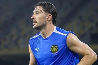 Cầu thủ nhập tịch bị nghi ngờ gốc gác, Malaysia có thể bị FIFA phạt nặng