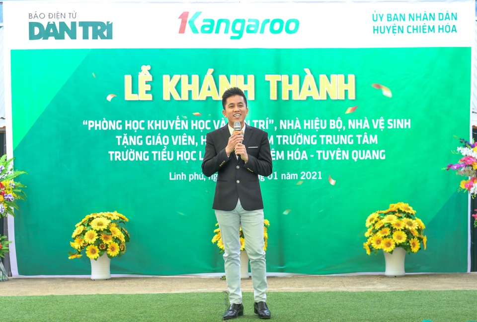 Khánh thành Phòng học Dân trí: Thầy trò hết cảnh vừa dạy, vừa lo lớp sập - 22 Khánh thành Phòng học Dân trí: Thầy trò hết cảnh vừa dạy, vừa lo lớp sập - 22