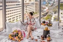 Cuộc sống trong một ngày của ngôi sao “hàng hiệu” trên mạng xã hội