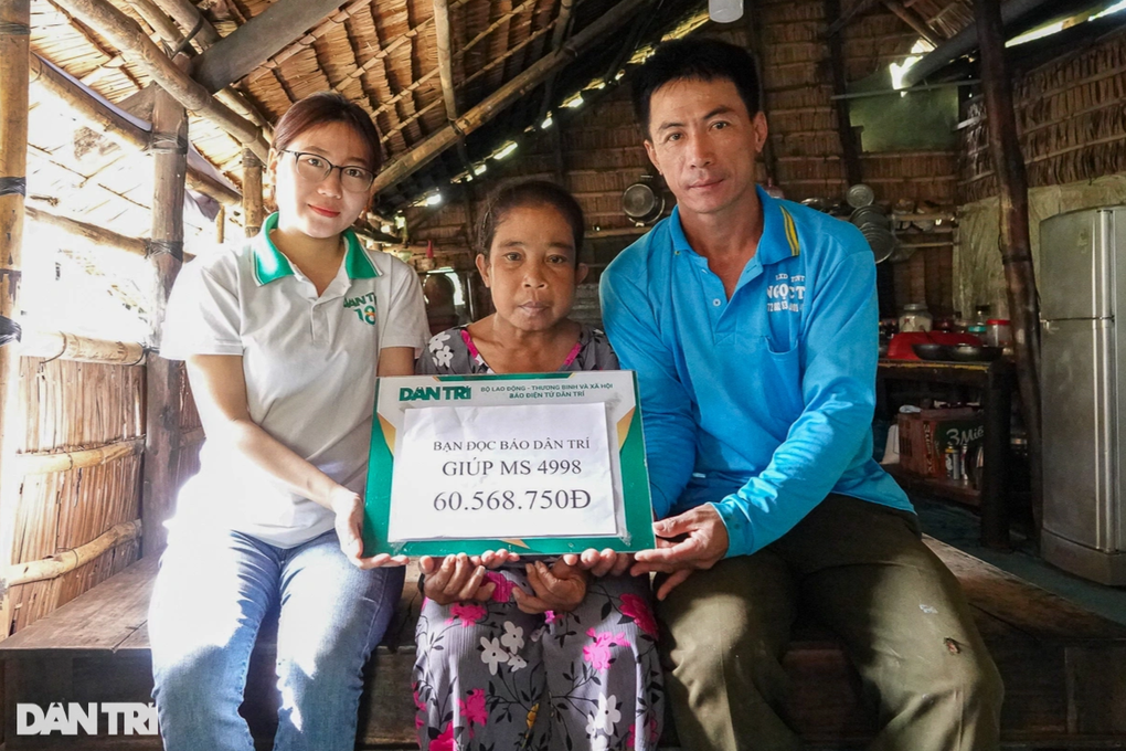 Mẹ nghèo 13 năm mắc suy thận mãn được giúp đỡ hơn 124 triệu đồng - 1 Mẹ nghèo 13 năm mắc suy thận mãn được giúp đỡ hơn 124 triệu đồng - 1
