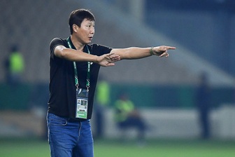 HLV Kim Sang Sik xin lỗi người hâm mộ, quyết tâm ở trận gặp U23 Hàn Quốc