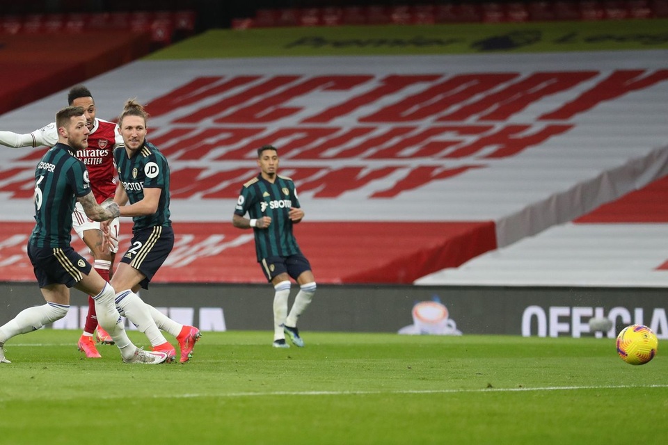 Aubameyang thăng hoa rực rỡ, Arsenal vượt mặt Leeds - 4 Aubameyang thăng hoa rực rỡ, Arsenal vượt mặt Leeds - 4