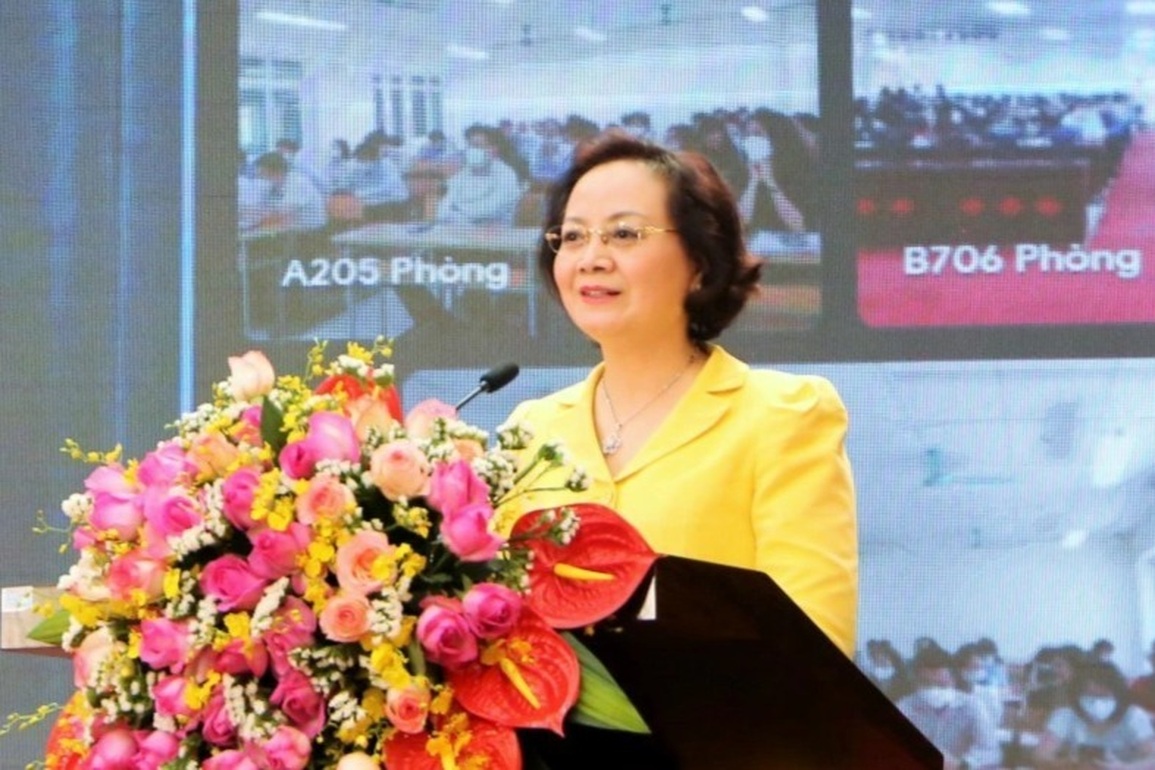 Bộ trưởng Nội vụ: Thí sinh dự thi nâng ngạch công chức phải nỗ lực, tự tin - 1 Bộ trưởng Nội vụ: Thí sinh dự thi nâng ngạch công chức phải nỗ lực, tự tin - 1