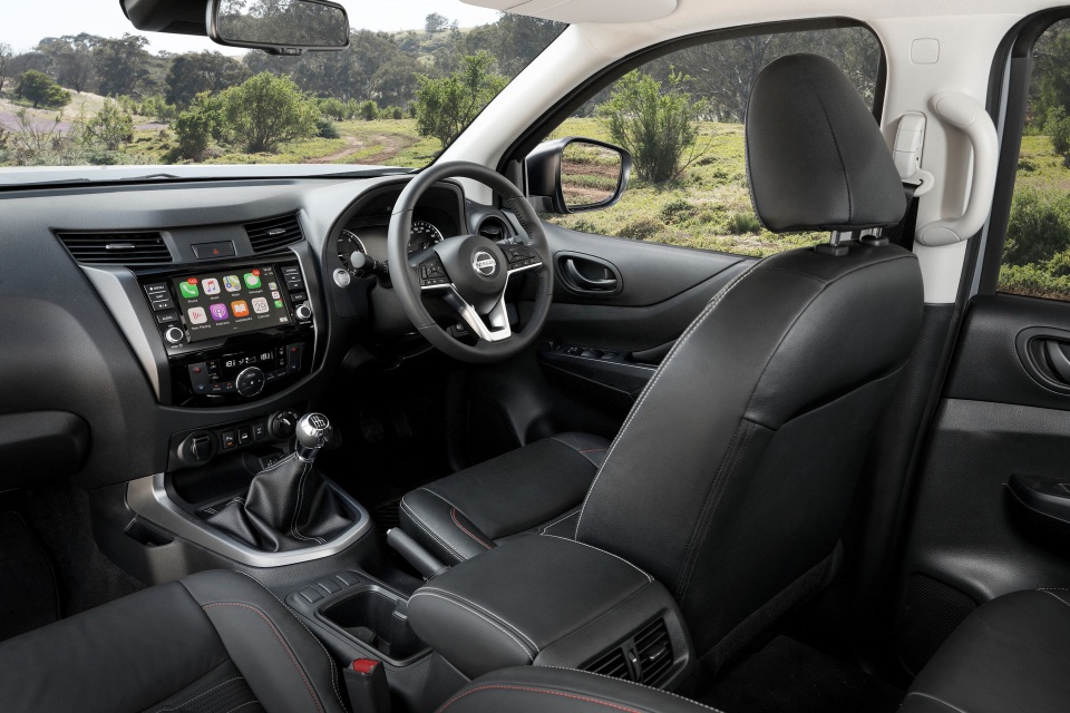 Nissan Navara 2021 xuất kích, sẵn sàng đấu với Ford Ranger - 37 Nissan Navara 2021 xuất kích, sẵn sàng đấu với Ford Ranger - 37