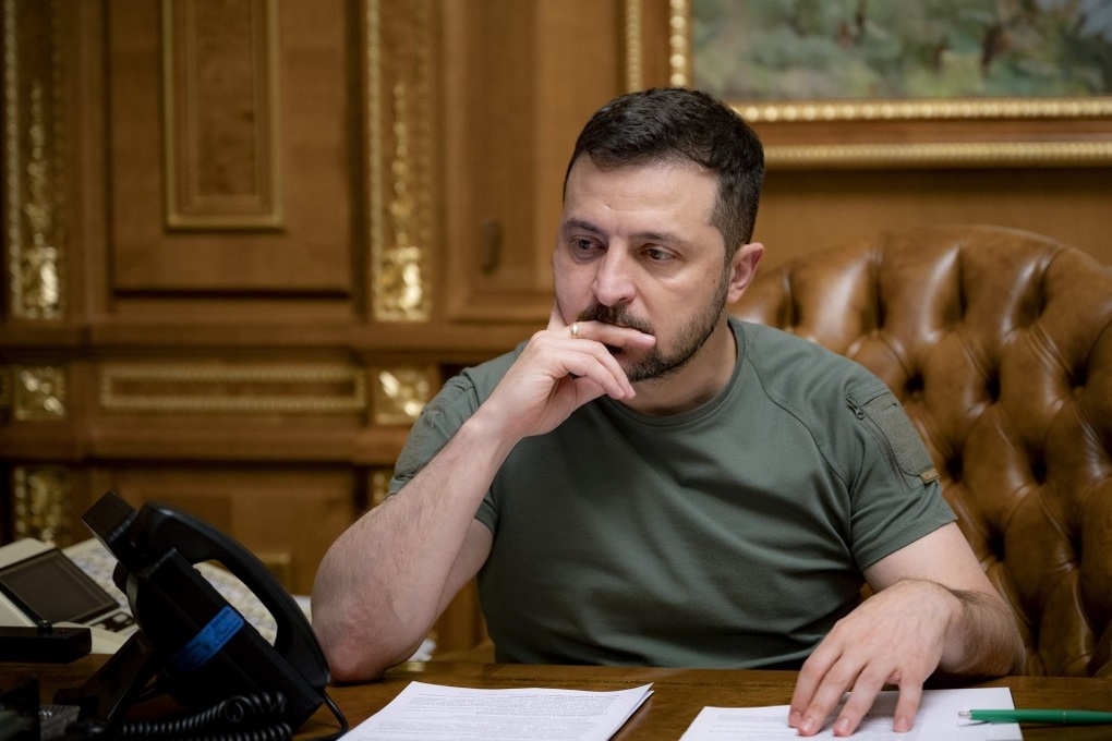 Tổng thống Ukraine nói bị hối thúc đàm phán với Nga - 1 Tổng thống Ukraine nói bị hối thúc đàm phán với Nga - 1