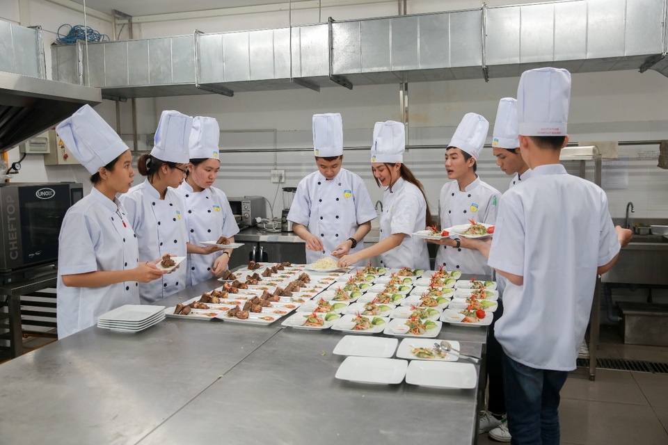 Chọn xét tuyển học bạ trước 15/5, “chắc suất” trúng tuyển đại học sớm - 3 Chọn xét tuyển học bạ trước 15/5, “chắc suất” trúng tuyển đại học sớm - 3
