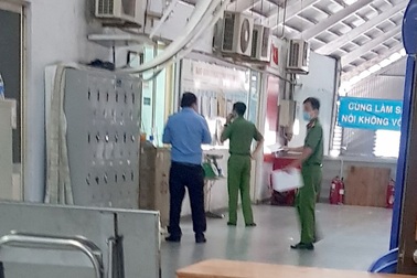 Trưởng ban quản lý chợ Kim Biên nghi bị đâm chết tại phòng làm việc