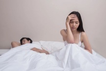 Chồng lảng tránh vợ đêm tân hôn, tôi sửng sốt khi biết một bí mật