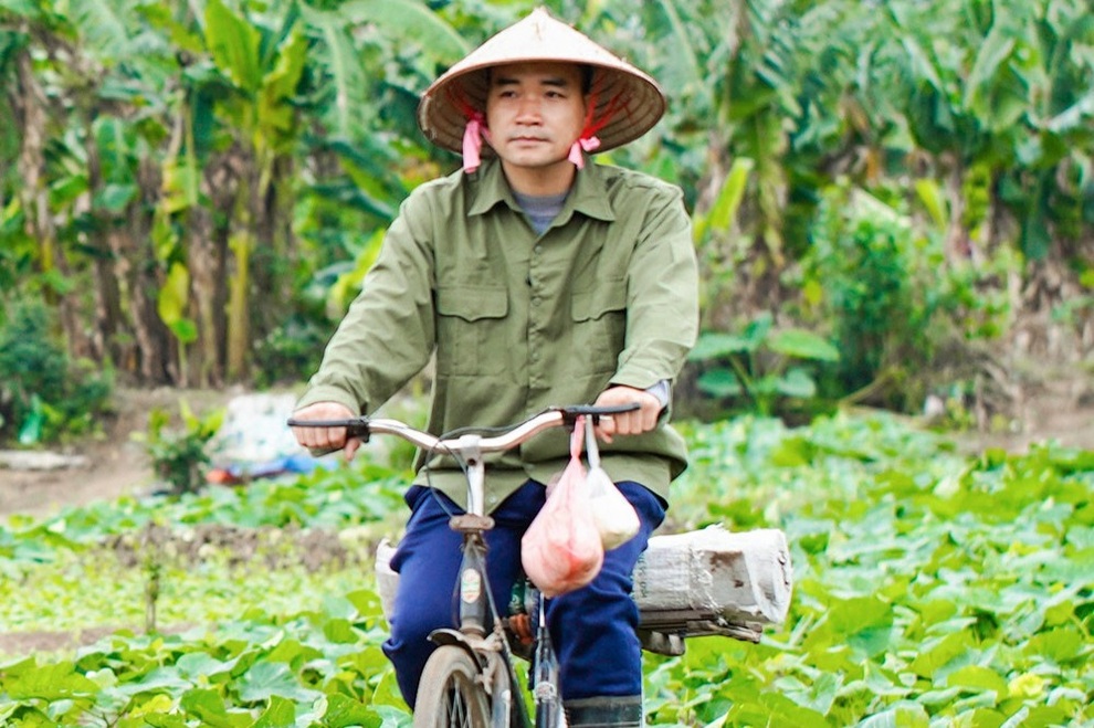 Anh nông dân trẻ hút triệu view trên TikTok nhờ nấu những món ăn quê - 9 Anh nông dân trẻ hút triệu view trên TikTok nhờ nấu những món ăn quê - 9