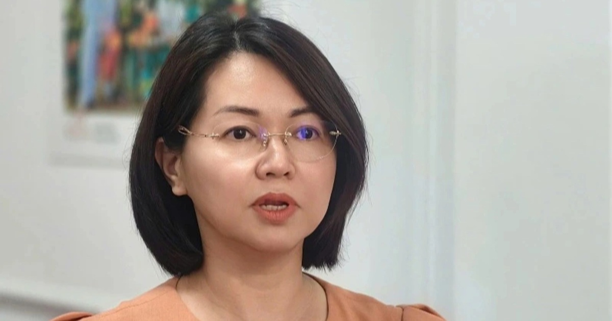 Cục trưởng Cục An toàn thực phẩm Trần Việt Nga ...