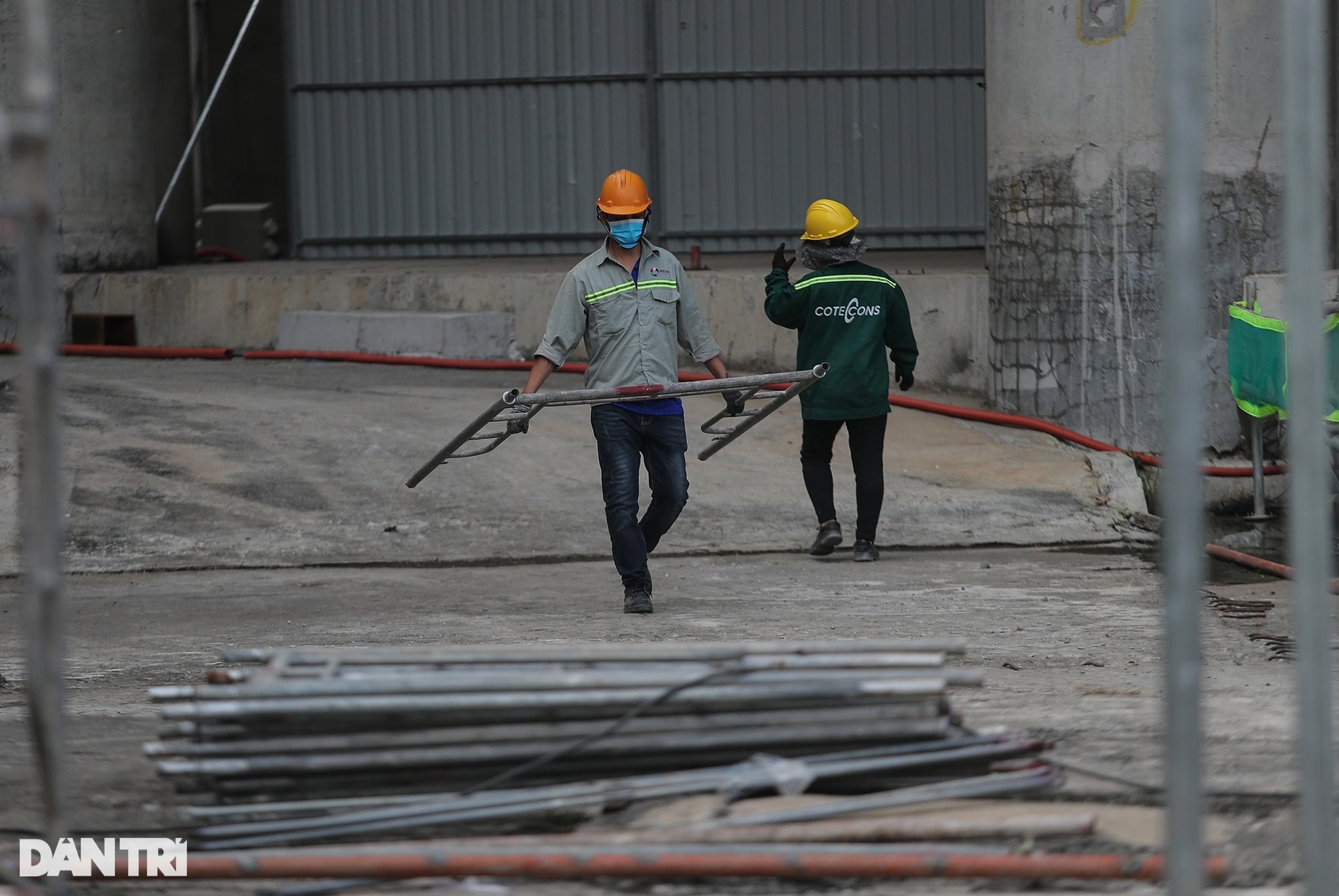 Sau 10 năm trùm mền, tòa cao ốc nằm trên đất vàng TPHCM thi công trở lại - 7