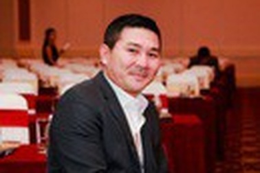 Tỷ phú Việt Nam có 7 tỷ USD liên tục tăng hạng; doanh nhân “giải cứu” tài xế cứu người