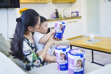 Sữa non Colosmom Yummy - hỗ trợ giúp trẻ ăn ngon, ngăn ngừa táo bón hiệu quả