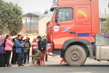 Vụ dân dựng lều canh ô nhiễm: Huyện cấp giấy phép môi trường sai thẩm quyền