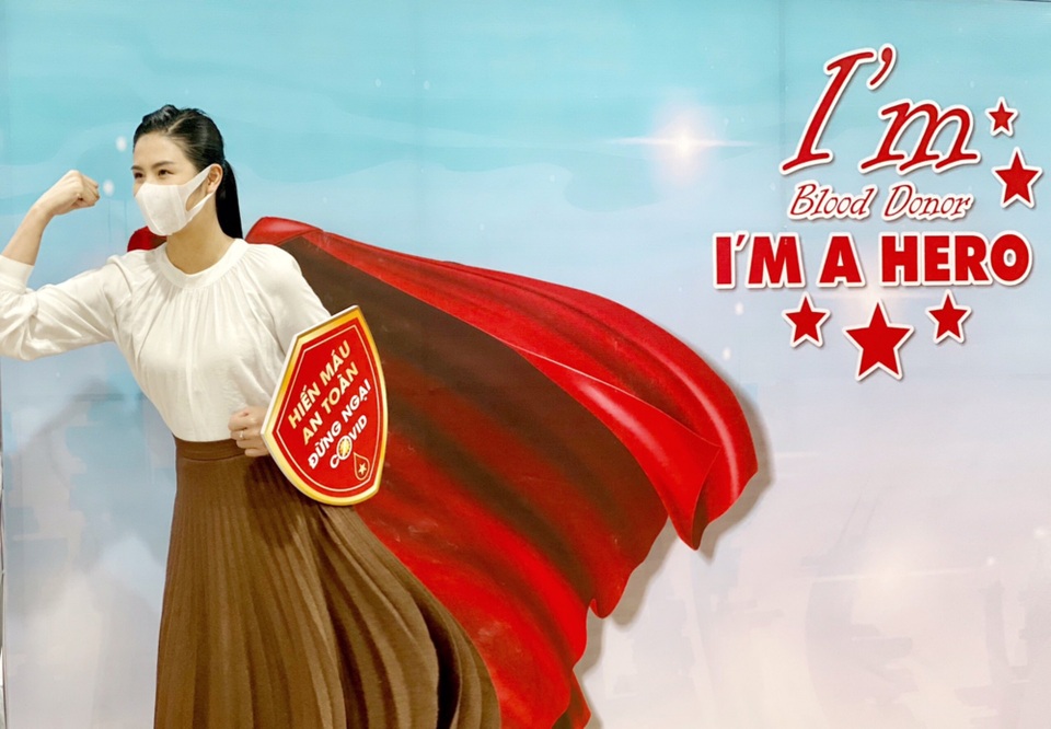 Hiến máu lần 7 giữa đại dịch, Hoa hậu Ngọc Hân kể câu chuyện rớt nước mắt - 3 Hiến máu lần 7 giữa đại dịch, Hoa hậu Ngọc Hân kể câu chuyện rớt nước mắt - 3