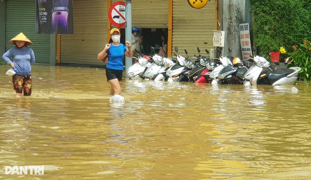 Cố đô Huế mênh mông nước lũ - 8 Cố đô Huế mênh mông nước lũ - 8