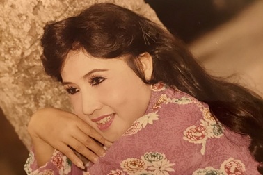 NSND Lệ Thuỷ 12 tuổi đã phải xa mẹ kiếm tiền, ngủ co ro trên manh chiếu nhỏ