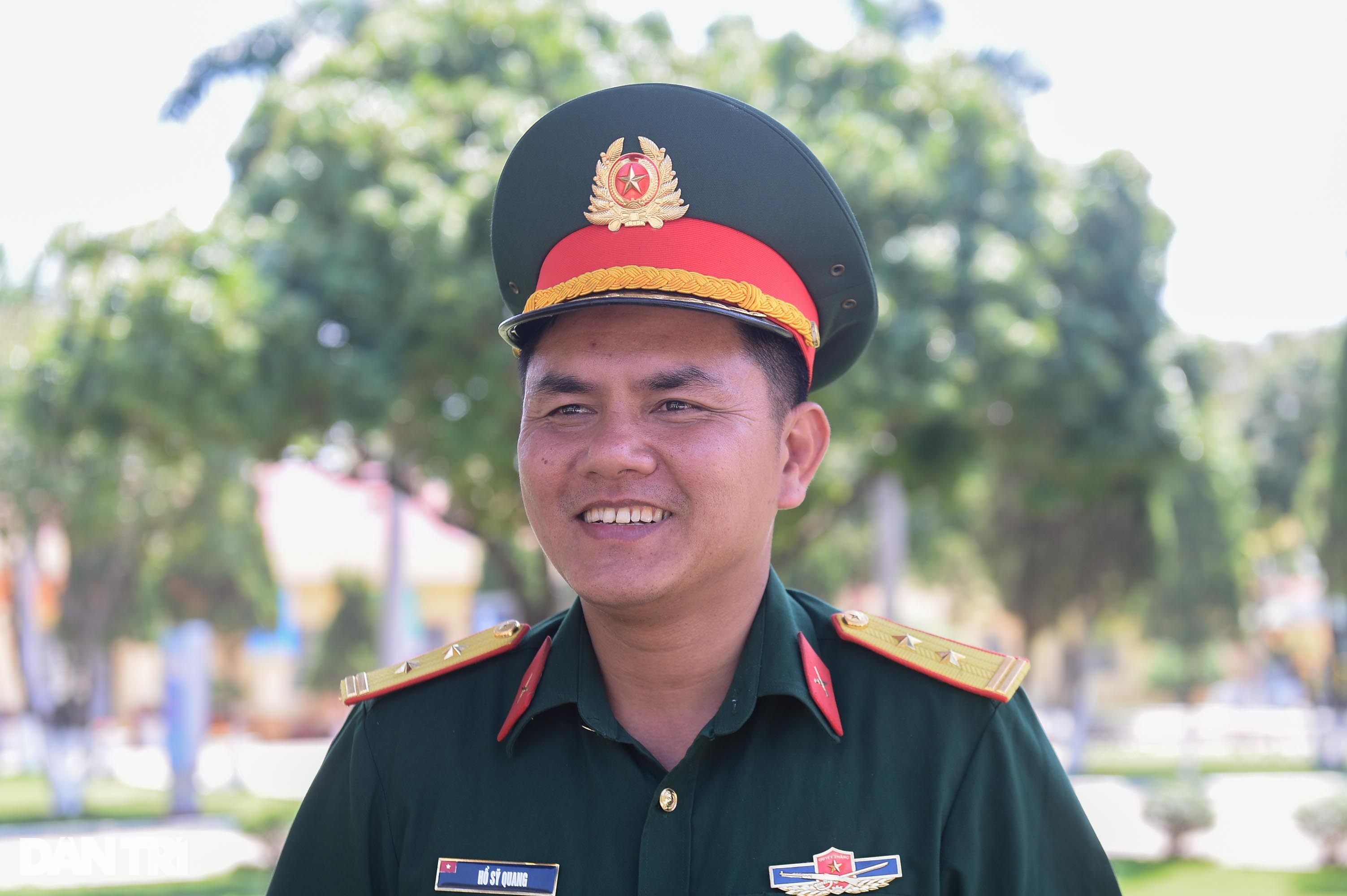 Chiến sĩ duyệt binh tại Nga: Tự hào mang màu cờ sắc áo Tổ quốc - 1 Chiến sĩ duyệt binh tại Nga: Tự hào mang màu cờ sắc áo Tổ quốc - 1